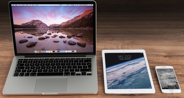 Apple (2)
